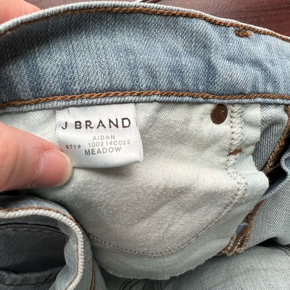 J brand Aidan slouchy boyfriend jeans color meadow size 27 - Picture 5 of 6